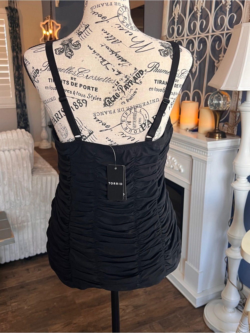 torrid Black Ruched tank - Picture 3 of 5